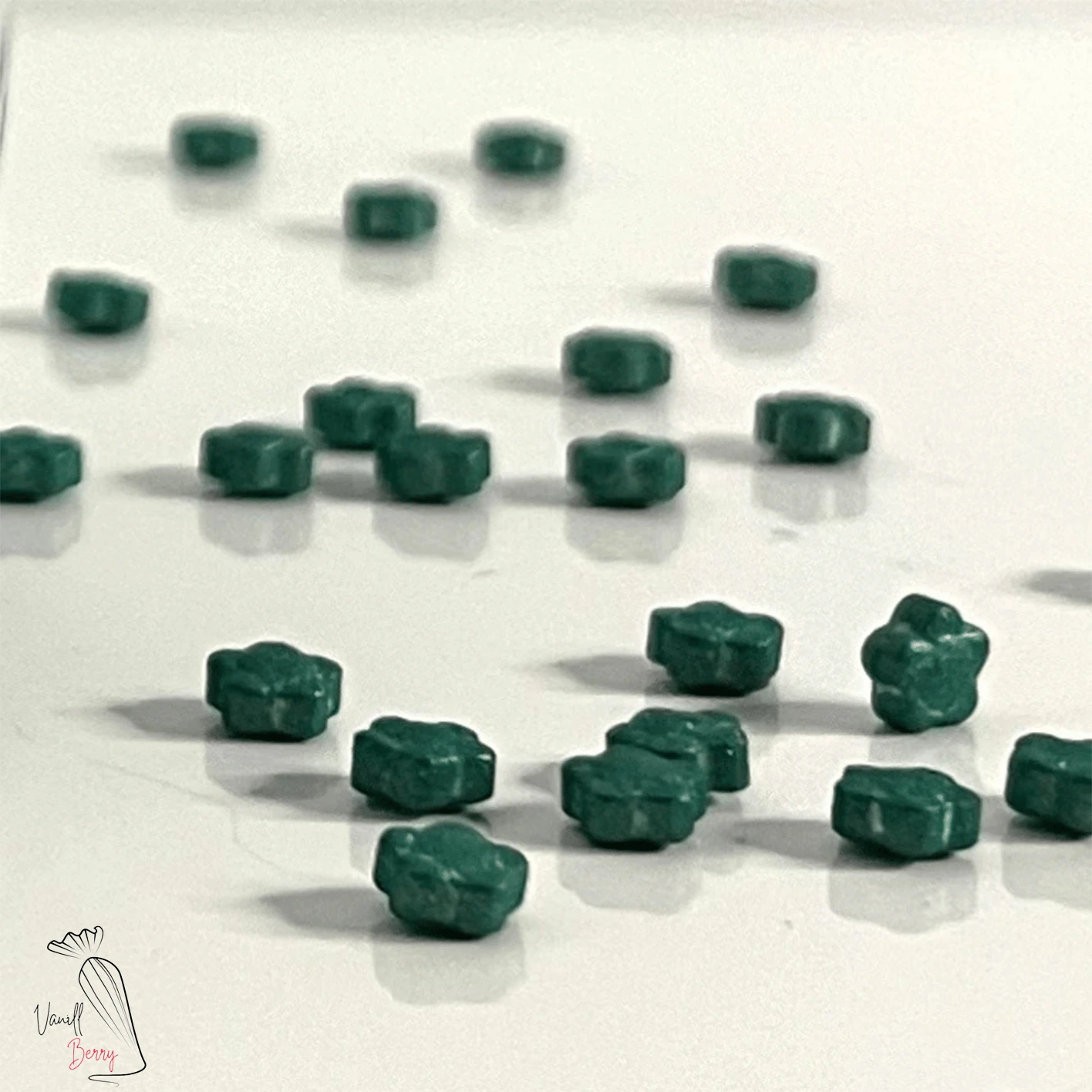 ترافل اشکال متالیک رنگ سبز - Image 2