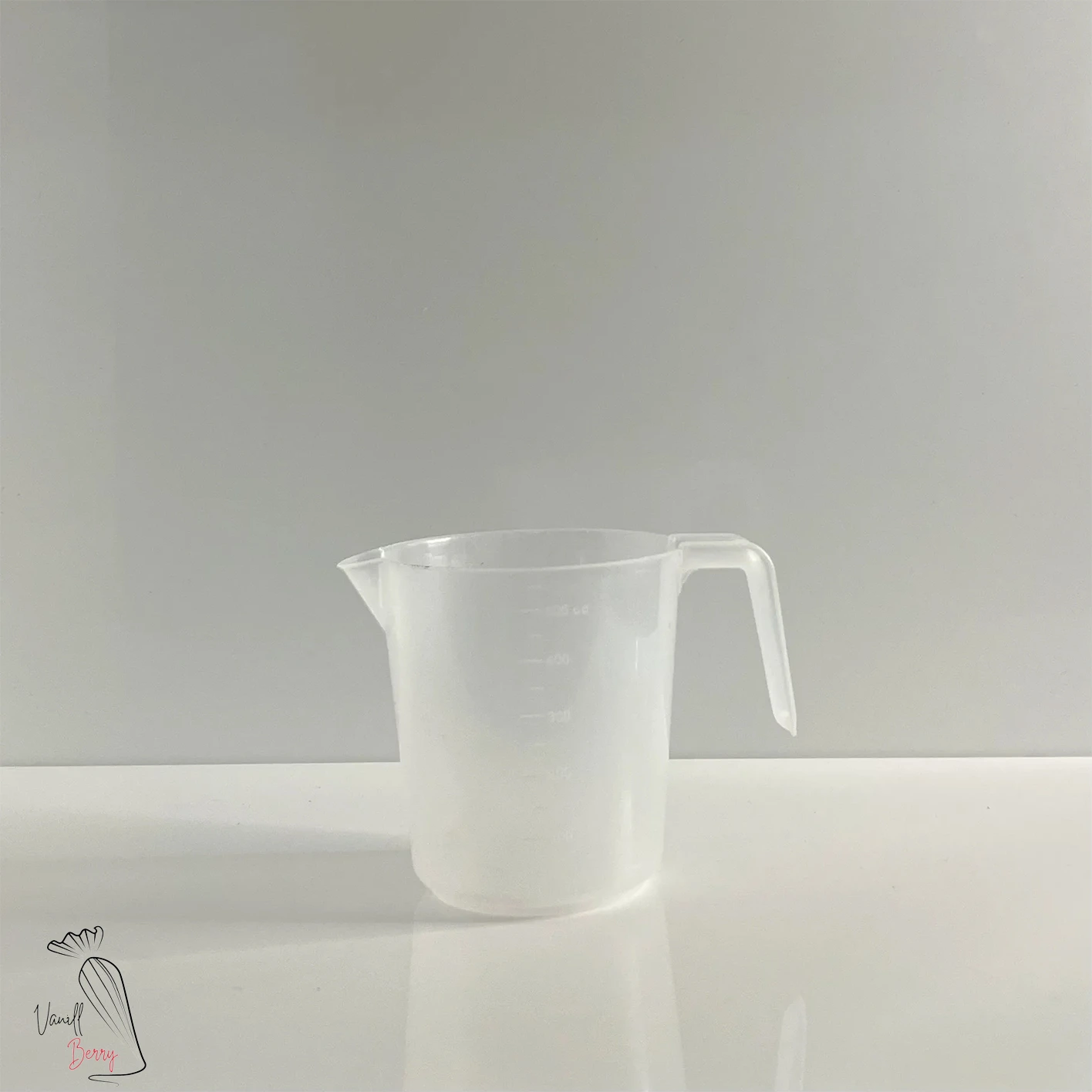 پیمانه مدرج کوچک|پیمانه مدرج|پیمانه مدرج وانیلابری|لوازم قنادی پیمانه مدرج وانیلابری